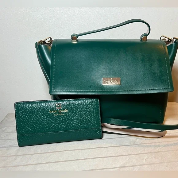 kate spade Green Leather Shoulder Bag with Matching Wallet