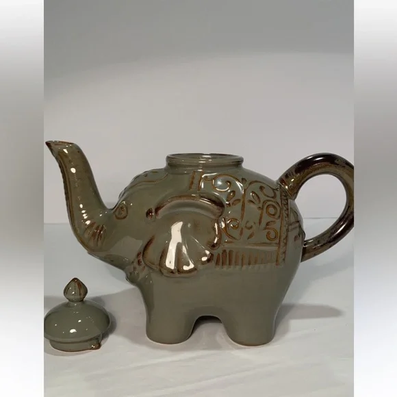 PIER 1 IMPORTS TEAPOT