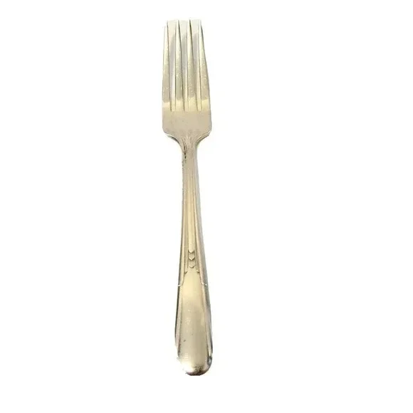 Fairfield Silverplate Dinner Fork Tulip Pattern 44g 7 3/8