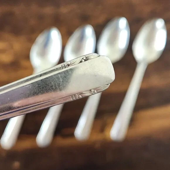 Oneida ELAINE Tea Spoon Set 4 Flatware Silverware Silver Plate Cutlery VTG Tudor