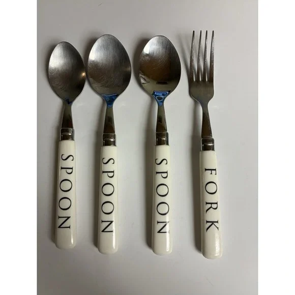 Vintage Flatware 4 Pieces White Plastic Handle Spoon Fork Print‎