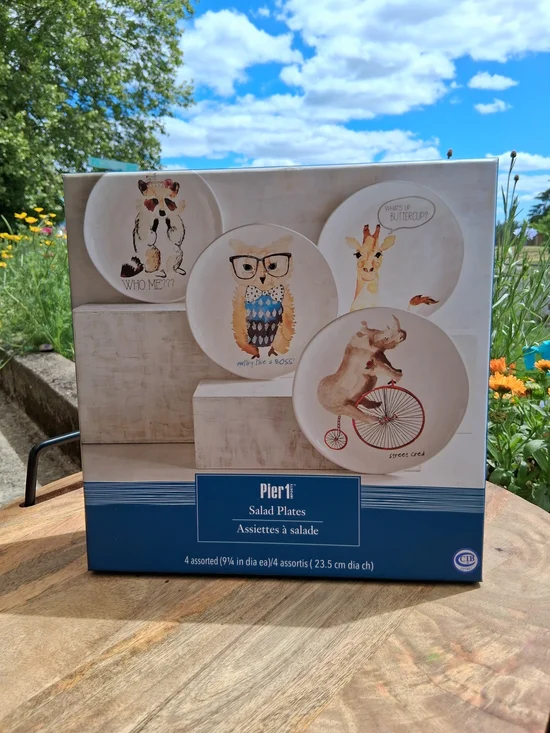 Pier 1 Cream Animal Salad Plates - Set of 4