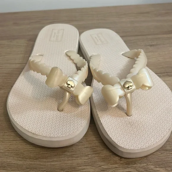 Kate spade New York flip flops sz 11
