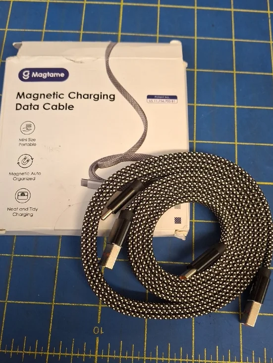MagTame A-C01 27w Magnetic Charging Cable Data Transfer New 1m Silver Black