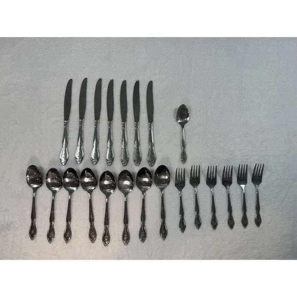 Customcraft Flatware Lot of‎ 22 Stainless Replacement Monogram 