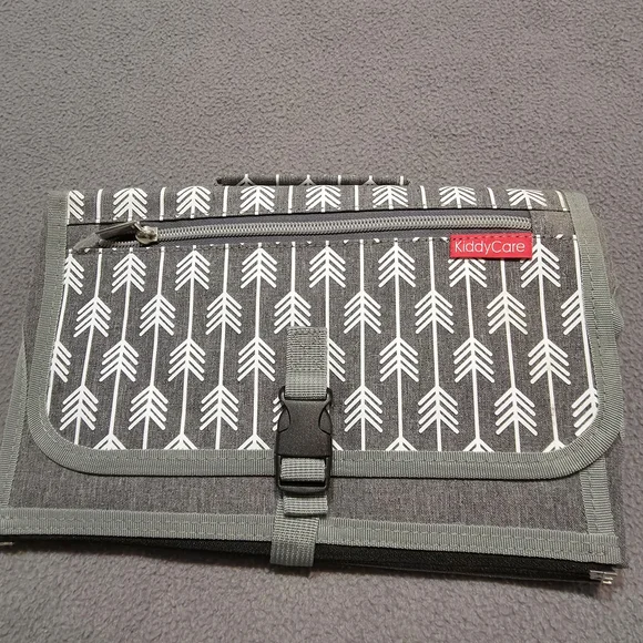 NWOT - Gray Arrow-Print Foldable Diaper Chaging Pad
