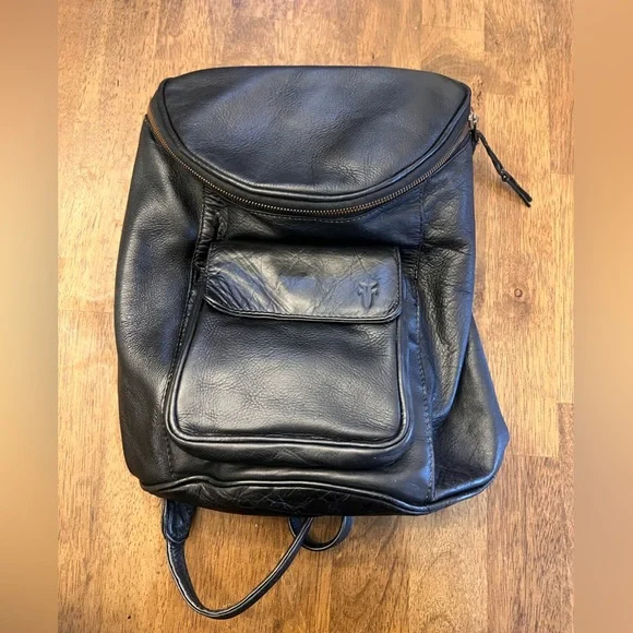 Vintage Frye Benchcrafted Leather Backpack – Black Distressed Leather 90’s