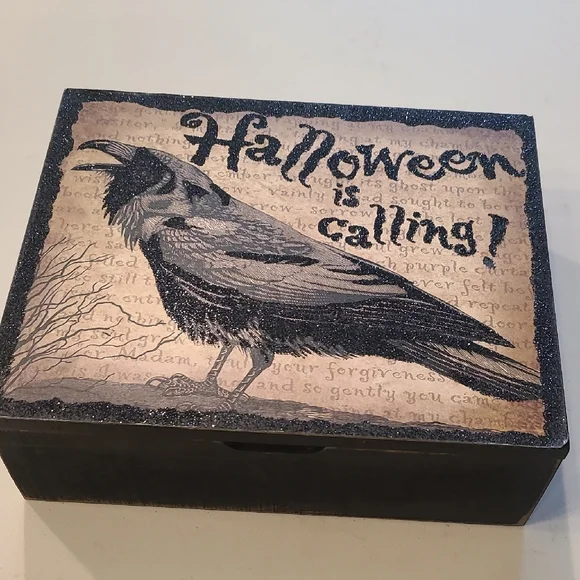 Pier 1 Halloween Crow Box - Black and Tan