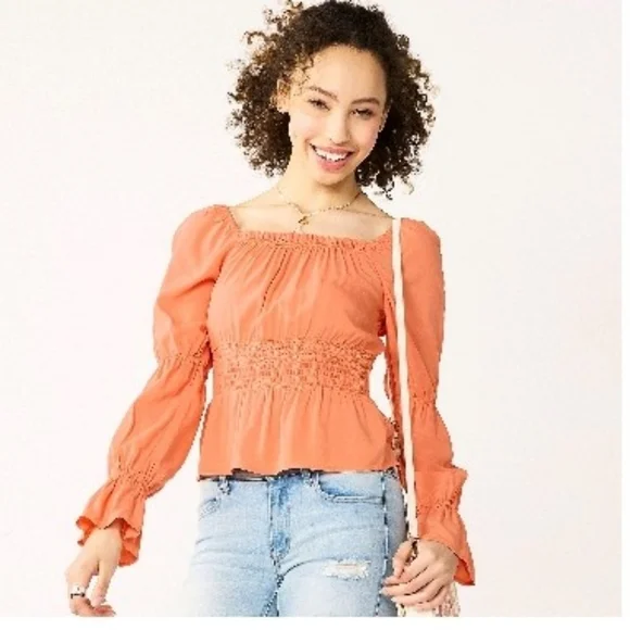 SO juniors' cropped smocked romantic top - JUNIORS XL
