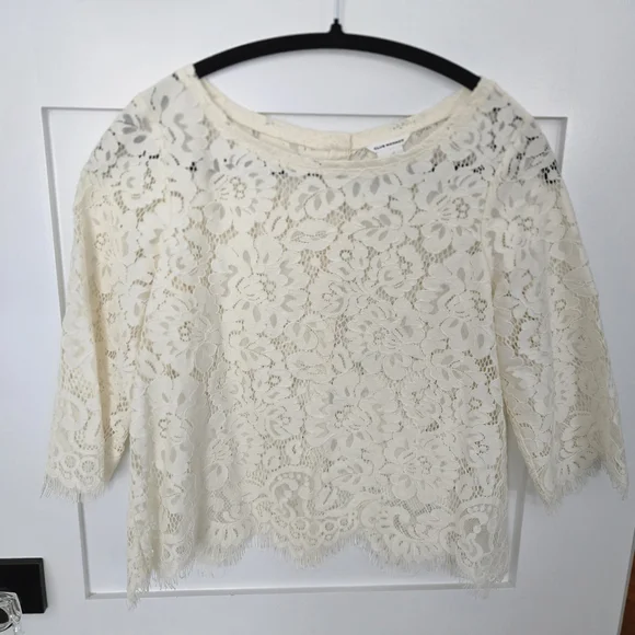 Club Monaco Cream Lace Top With Unfinished Scalloped Edges 3/4 Sleeeve Size XS