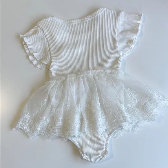 White Floral Lace Baby Romper Baptism Wedding Special Occasion Size 18-24 months
