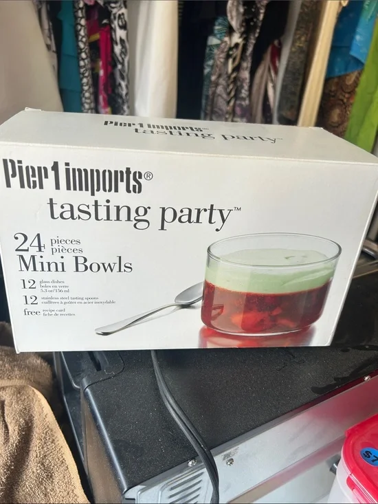 Pier 1 Imports Tasting Party Mini Bowls - White and Clear