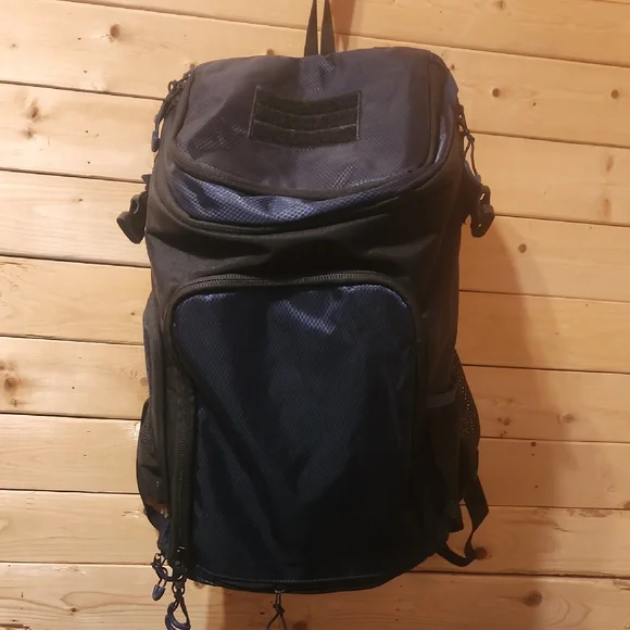 Mens Hiking Backpack Adjustable Straps Lots Slots