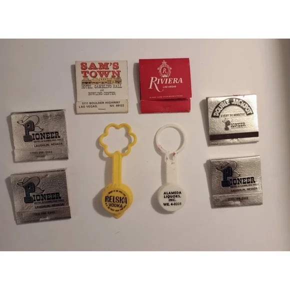 Vintage Nevada Matchbook Lot Pioneer Hotel Sam's Town Riviera NV + 2 Plastic Cap