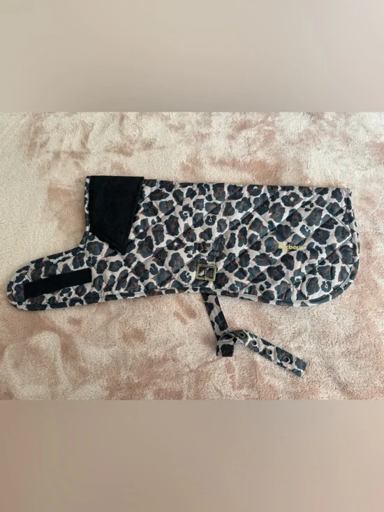 NWT Barbour Boulevard Quilted Dog Coat, Animal Print, Size M