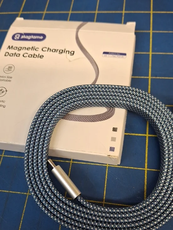 MagTame USB-C Magnetic Charging Cable with Data Transfer New 1.5m Blue