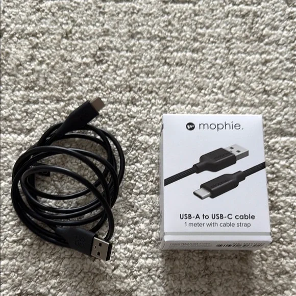 Mophie Black Charging Cable USB-A to USB-C for Cell Phones