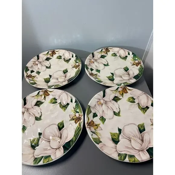 Set of 4 Pier 1 Magnolia Dinner‎ Plates 10.5