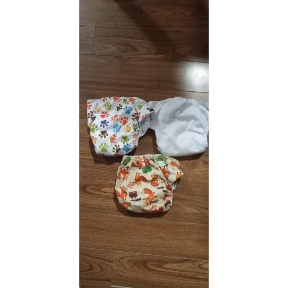 Wegreeco 3 Cloth Diapers Set With Inserts,‎ Size S/M Adjustable snaps for sizing