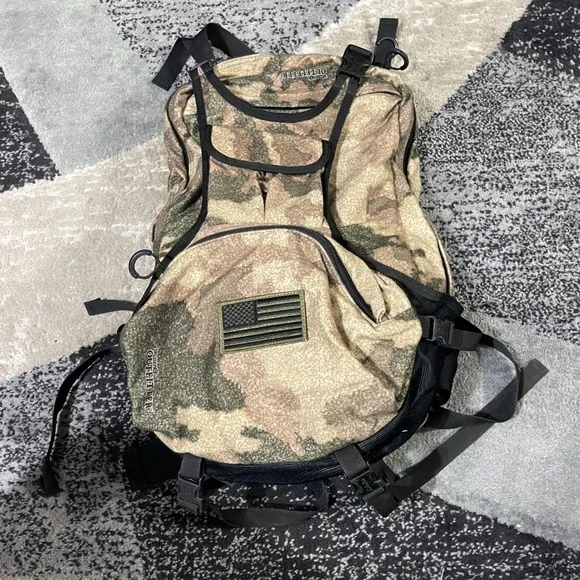 Cabela's Outfitter Backpack Mens OS Camo Seclusion 3D Hunting Hiking Bag Outdoor