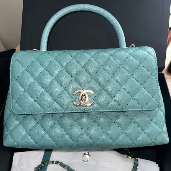 Medium Coco Chanel Top Handle Quilted Caviar Light Gold Hardware