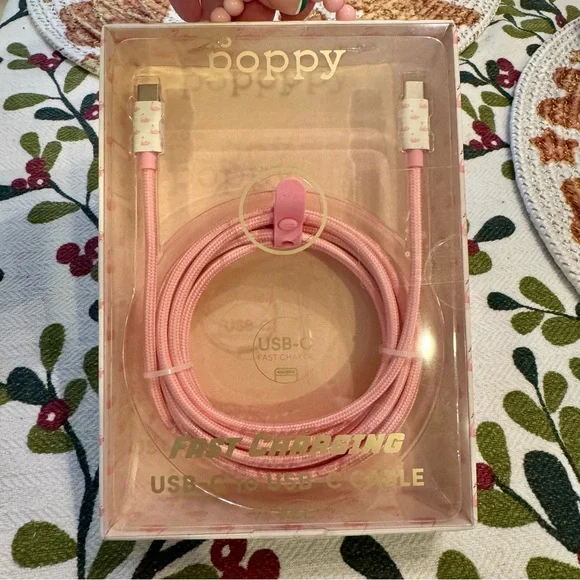 NIB 🦩xo poppy🦩iPhone iPad iPod USB-C to USB-C Cable 10 Feet Long 🦩fast charging