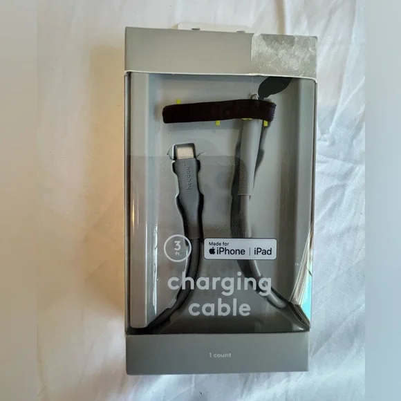 Heyday Black and Gray Charging Cable for iPhone and iPad - 3’