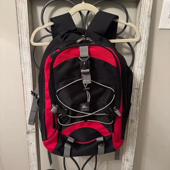 aka Sport Black Red Gray Backpack Hiking Travel‎ School Bag 18” Preowned