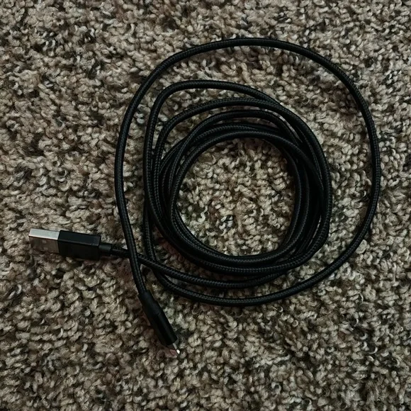 USB to Lightening Cable