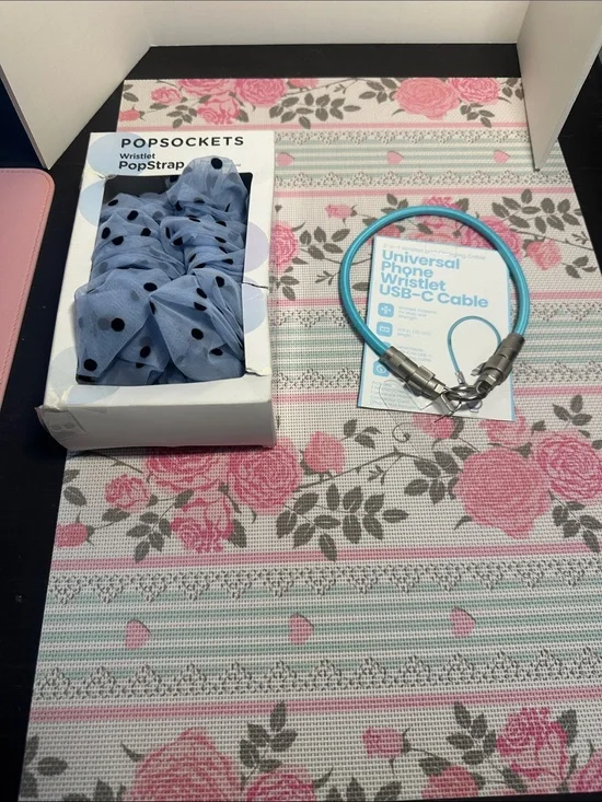 Popsockets Wristlet PopStrap + Blue USB-C Wristlet Cable New