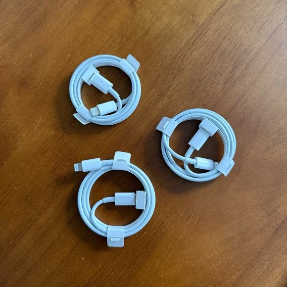 Three brand new Apple Lightning to USB C Charging Cables