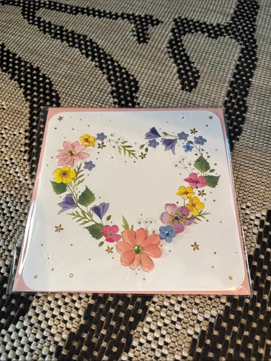 🆕Papyrus Floral Heart Blank Inside Greeting Card
