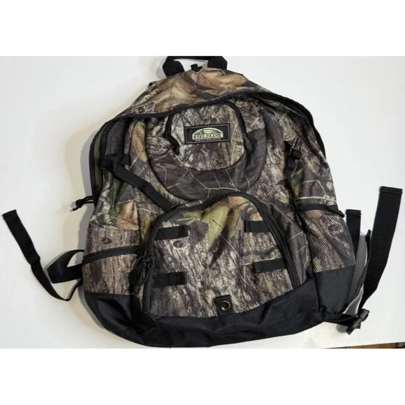 Fieldline Camo Backpack Hunting Hiking Outdoors Camping Daypack Pockets Gorpcore