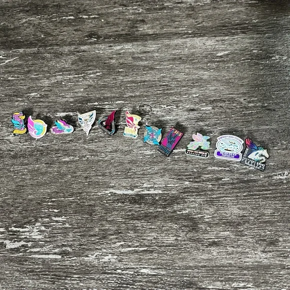 Lot of (14) 1990-2001 FULL SET Kentucky Derby Festival Pegasus Pins 3 1997 Anniv