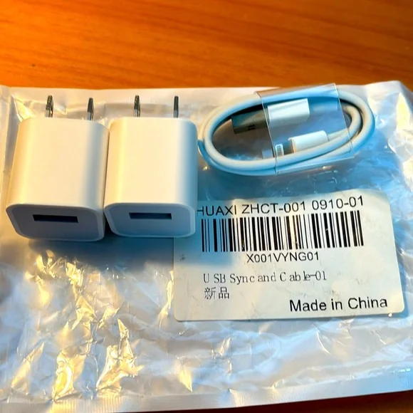 BRAND NEW Charging Cubes & Cable-Never Opened
