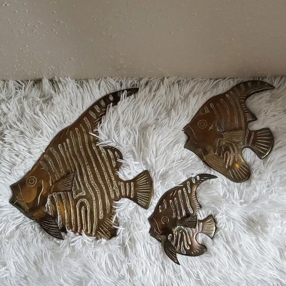 A set of three Vintage Pier 1 Imports Brass Fish Nautical Beachy Wall Decor