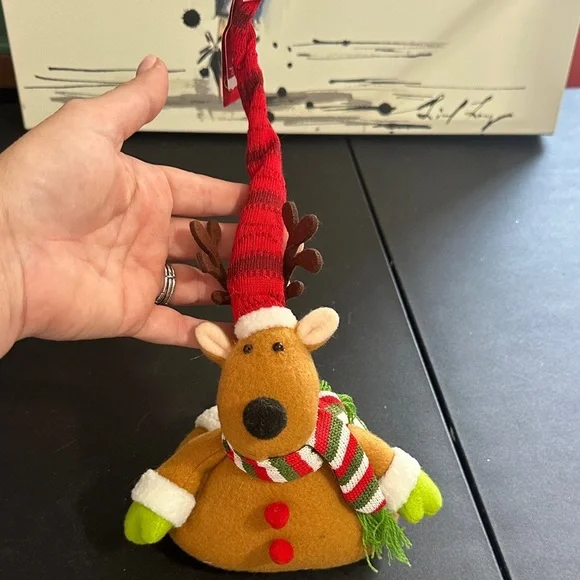 Pier 1 holiday reindeer bottle hugger
