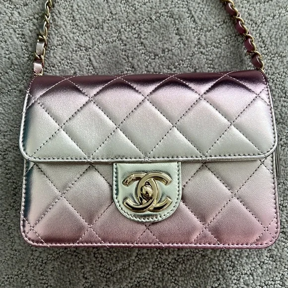 Chanel Pink & Silver Metallic Bag 😍
