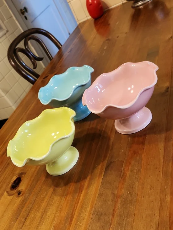 Williams Sonoma Ice Cream Bowls — Pink, Blue & Yellow (Set of 3)