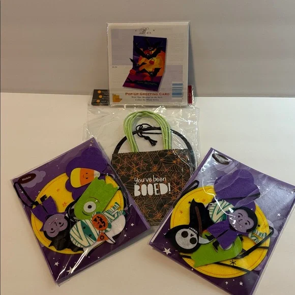 Papyrus Halloween Pop-Up Greeting Card, 2 Vampire mobile Cards, 2 Treat Bags