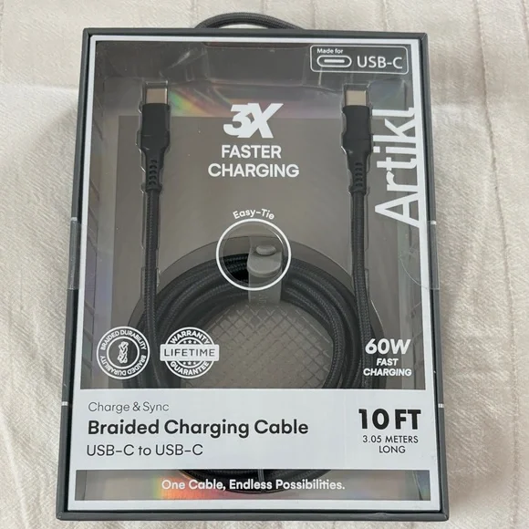 Black Braided USB-C to USB-C Charging Cable - 10 FT
