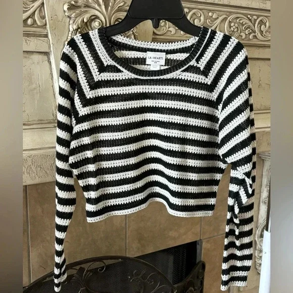 Black and White Striped Lightweight Cropped Sweater Size XS