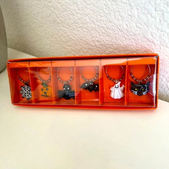 Pier 1 Halloween Drink wine charms - NIB