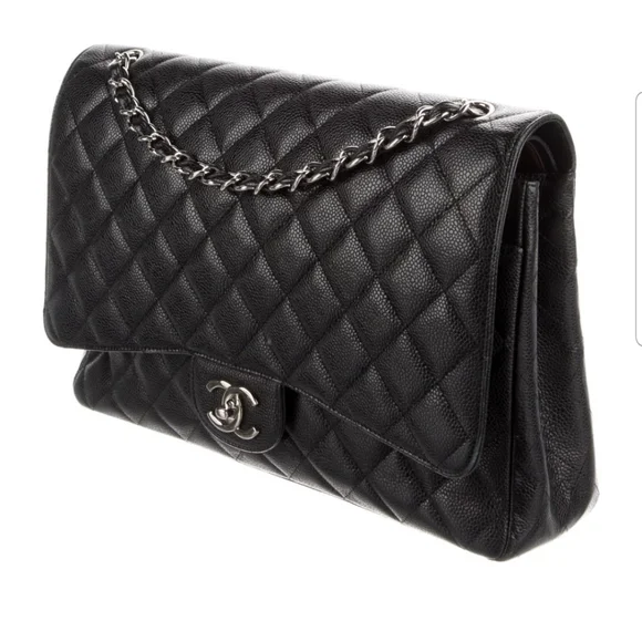 Chanel Clasic Caviar double flap maxi purse