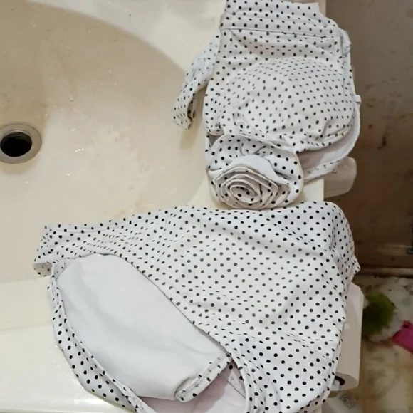 Stylish Polka Dot Diaper Cover