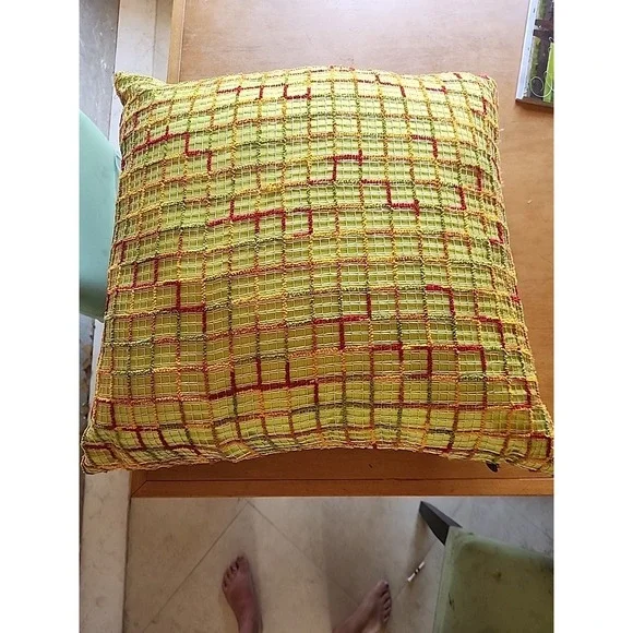 Pair Of Multi Colored Vtg Pier One Throw Pillow Green Plaid