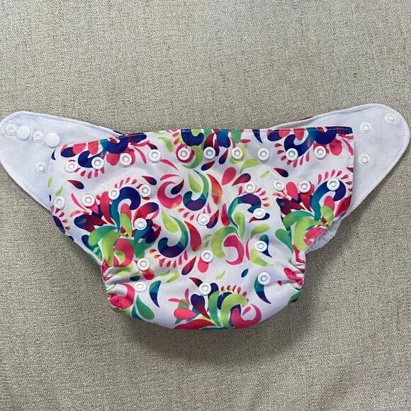 New! TGQ Baby, Infant Girl Cloth Waterproof Pinless Diaper Snap On Cover