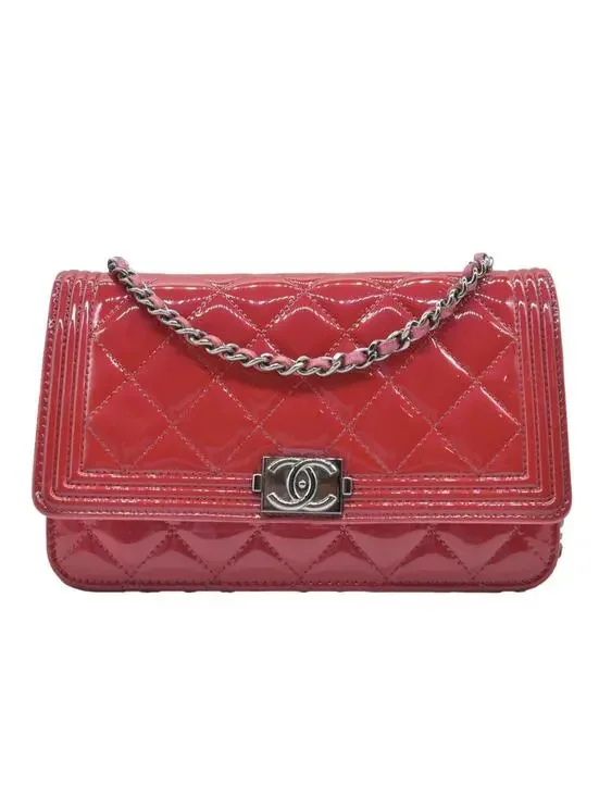 $3350 Chanel Patent Calfskin Quilted Boy Wallet On Chain WOC