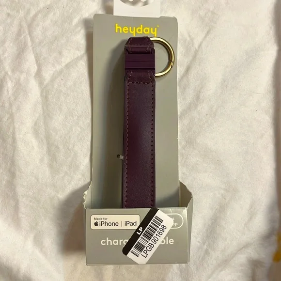 NWT NIB heyday charger cable keychain strap style usb to Iphone /Ipad