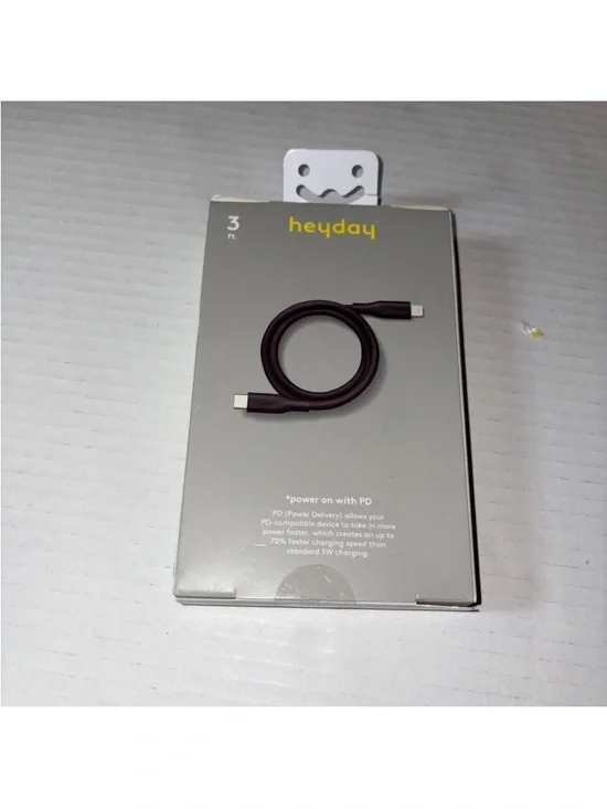 heyday Black 3 ft USB-C to Lightning Braided Charging Cable
